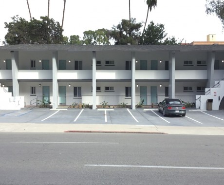 San Diego Downtown Lodge - Ample Parking